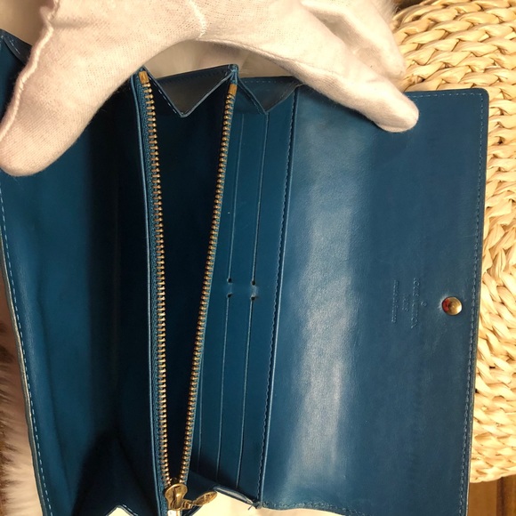 🌸150$ OFF PM🌸 Authentic Vernis Wallet - Picture 3 of 12